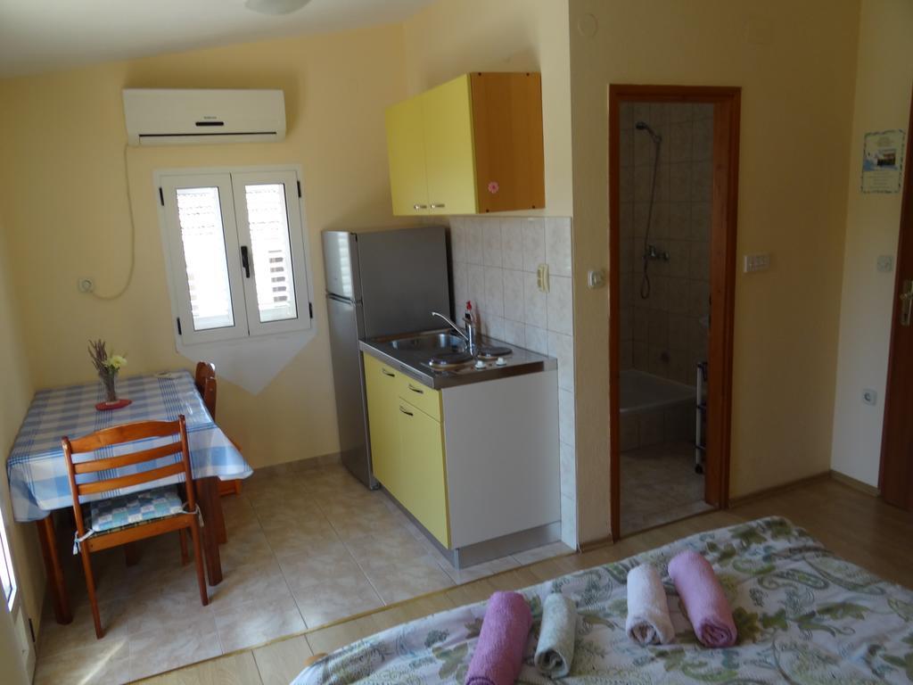 Apartments Jerkovic Stari Grad  Exterior foto